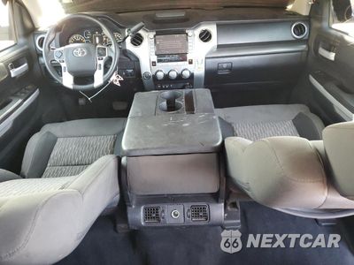 Zdjęcie 8 z 15 samochodu: 2021 TOYOTA TUNDRA CREWMAX SR5 VIN:5TFDY5F10MX003520 - miniatura
