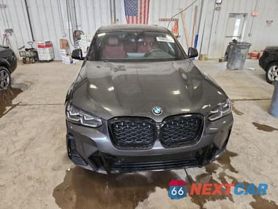 Piąte zdjęcie samochodu w środku: 2025 BMW X4 XDRIVE30I VIN:5UX33DT03S9X59519 - miniatura