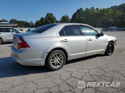 Trzecie zdjęcie samochodu z tyłu: 2012 FORD FUSION S VIN:3FAHP0GA1CR105122 - miniatura