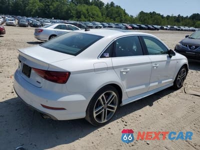Trzecie zdjęcie samochodu z tyłu: 2019 AUDI A3 PREMIUM PLUS VIN:WAUJEGFF4K1021213 - miniatura