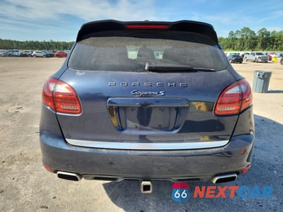 Zdjęcie 6 z 14 samochodu: 2011 PORSCHE CAYENNE S VIN:WP1AB2A20BLA52710 - miniatura