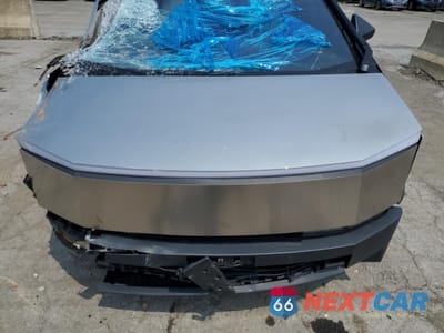 Zdjęcie 11 z 12 samochodu: 2024 TESLA CYBERTRUCK VIN:7G2CEHED4RA012413 - miniatura