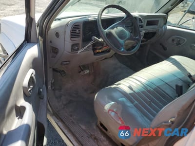 Zdjęcie 8 z 14 samochodu: 1997 GMC SIERRA C3500 HEAVY DUTY VIN:1GDKC34J7VJ513344 - miniatura