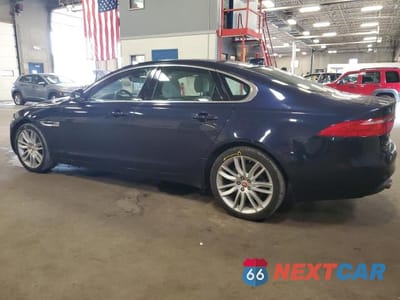 Drugie zdjęcie samochodu z przodu: 2016 JAGUAR XF PRESTIGE PRESTIGE VIN:SAJBK4BV1GCY19743 - miniatura