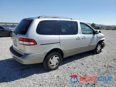 Trzecie zdjęcie samochodu z tyłu: 2001 TOYOTA SIENNA LE VIN:4T3ZF13C81U351186 - miniatura