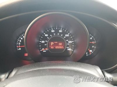 Zdjęcie 9 z 14 samochodu: 2018 KIA SOUL + VIN:KNDJP3A55J7889835 - miniatura