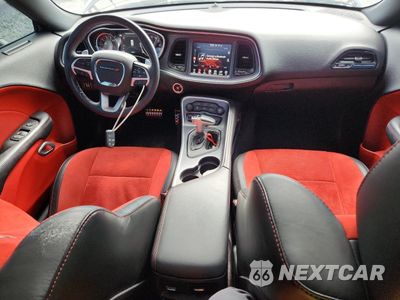 Zdjęcie 8 z 12 samochodu: 2016 DODGE CHALLENGER R/T VIN:2C3CDZBT4GH249053 - miniatura