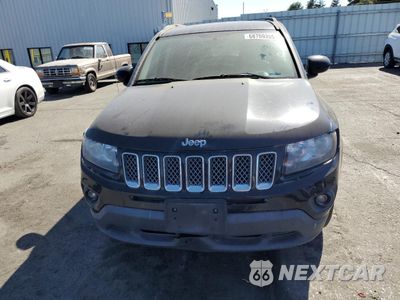Piąte zdjęcie samochodu w środku: 2016 JEEP COMPASS LATITUDE VIN:1C4NJCEA9GD620595 - miniatura