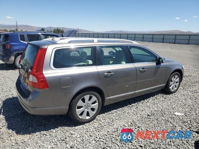 Trzecie zdjęcie samochodu z tyłu: 2008 VOLVO V70 3.2 VIN:YV1BW982381020731 - miniatura