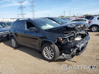 Czwarte zdjęcie samochodu z boku: 2021 JEEP CHEROKEE LATITUDE VIN:1C4PJMCB6MD163136 - miniatura