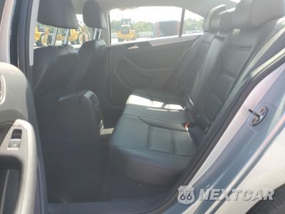 Zdjęcie 10 z 13 samochodu: 2013 VOLKSWAGEN JETTA SE VIN:3VWDX7AJ8DM367127 - miniatura