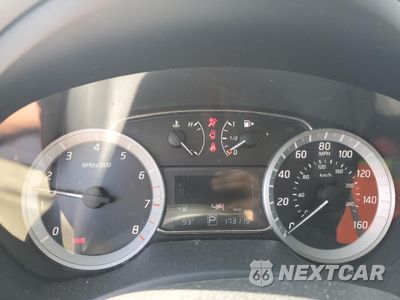 Zdjęcie 9 z 14 samochodu: 2014 NISSAN SENTRA S VIN:3N1AB7AP9EY254826 - miniatura