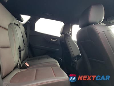 Zdjęcie 10 z 12 samochodu: 2021 CHEVROLET BLAZER RS VIN:3GNKBKRS8MS532430 - miniatura