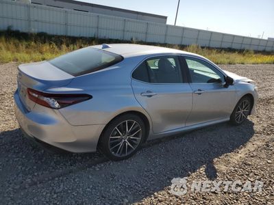 Trzecie zdjęcie samochodu z tyłu: 2022 TOYOTA CAMRY XLE VIN:4T1F31AK1NU597470 - miniatura