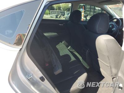 Zdjęcie 10 z 12 samochodu: 2018 NISSAN SENTRA S VIN:3N1AB7AP6JY304091 - miniatura