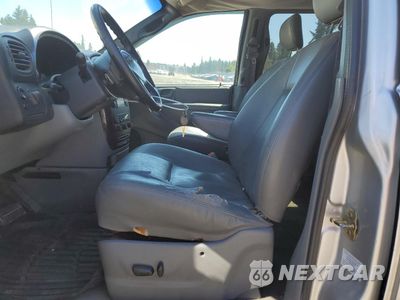 Zdjęcie 7 z 15 samochodu: 2004 CHRYSLER TOWN & COUNTRY TOURING VIN:2C4GP54L14R509599 - miniatura