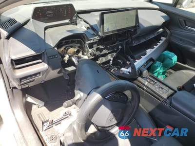 Zdjęcie 8 z 12 samochodu: 2024 TOYOTA PRIUS LE VIN:JTDACAAU7R3043703 - miniatura