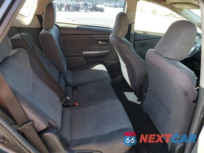 Zdjęcie 10 z 12 samochodu: 2012 TOYOTA PRIUS V VIN:JTDZN3EU6C3147254 - miniatura