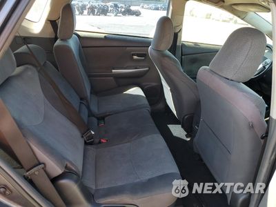 Zdjęcie 10 z 12 samochodu: 2012 TOYOTA PRIUS V VIN:JTDZN3EU6C3147254 - miniatura