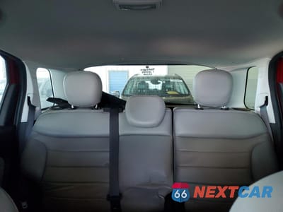 Zdjęcie 10 z 16 samochodu: 2014 FIAT 500L EASY VIN:ZFBCFABH4EZ027440 - miniatura