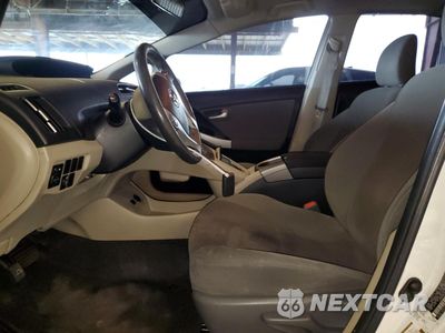 Zdjęcie 7 z 14 samochodu: 2013 TOYOTA PRIUS VIN:JTDKN3DU1D5635763 - miniatura