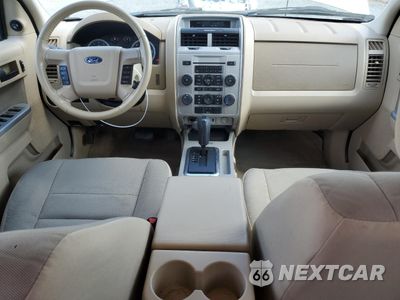 Zdjęcie 8 z 15 samochodu: 2012 FORD ESCAPE XLT VIN:1FMCU0D71CKC67841 - miniatura