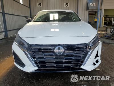 Piąte zdjęcie samochodu w środku: 2025 NISSAN ALTIMA SV VIN:1N4BL4DV1SN400352 - miniatura
