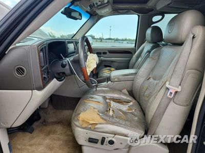 Zdjęcie 7 z 15 samochodu: 2004 CADILLAC ESCALADE ESV VIN:3GYFK66N44G254882 - miniatura