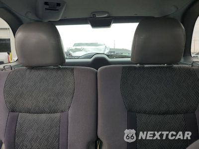 Zdjęcie 10 z 13 samochodu: 2001 TOYOTA RAV4 VIN:JTEHH20V210097511 - miniatura