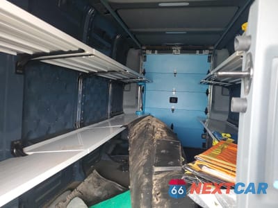 Zdjęcie 10 z 14 samochodu: 2024 RIVIAN EDV 700 VIN:7FCEHEB27RN018984 - miniatura