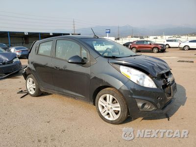 Czwarte zdjęcie samochodu z boku: 2014 CHEVROLET SPARK 1LT VIN:KL8CD6S95EC578352 - miniatura