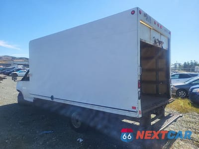 Trzecie zdjęcie samochodu z tyłu: 2012 GMC SAVANA CUTAWAY G3500 VIN:1GD374CG6C1103305 - miniatura