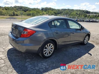 Trzecie zdjęcie samochodu z tyłu: 2012 HONDA CIVIC EX VIN:19XFB2F89CE368637 - miniatura