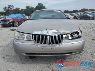 Piąte zdjęcie samochodu w środku: 2000 LINCOLN TOWN CAR EXECUTIVE VIN:1LNHM81W0YY784410 - miniatura