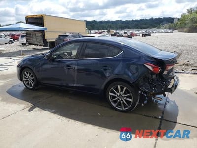 Drugie zdjęcie samochodu z przodu: 2018 MAZDA 3 TOURING VIN:3MZBN1V37JM238376 - miniatura