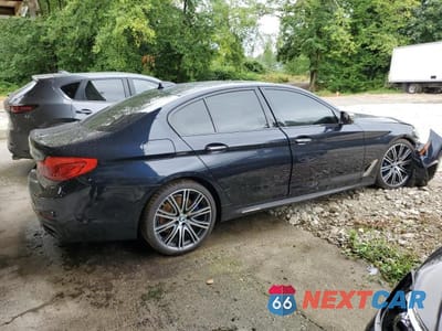 Trzecie zdjęcie samochodu z tyłu: 2018 BMW M550XI VIN:WBAJB9C56JB286689 - miniatura