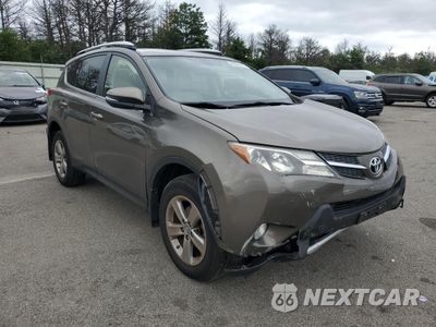 Czwarte zdjęcie samochodu z boku: 2015 TOYOTA RAV4 XLE VIN:JTMRFREV9FD111274 - miniatura