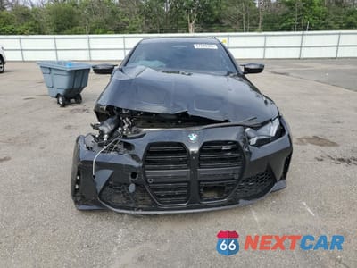 Piąte zdjęcie samochodu w środku: 2025 BMW M4 COMPETITION VIN:WBS33HK02SCU19428 - miniatura