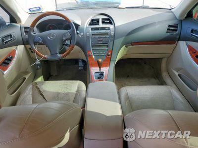 Zdjęcie 8 z 12 samochodu: 2011 LEXUS ES 350 VIN:JTHBK1EG4B2456362 - miniatura