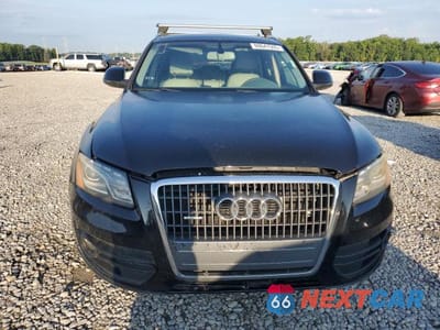 Piąte zdjęcie samochodu w środku: 2011 AUDI Q5 PREMIUM PLUS VIN:WA1LFAFP6BA016135 - miniatura