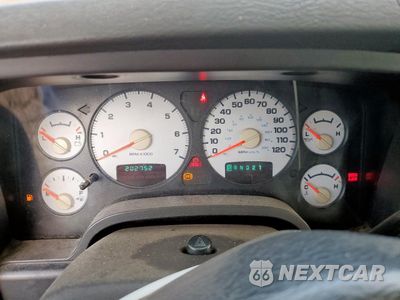 Zdjęcie 9 z 12 samochodu: 2002 DODGE RAM 1500 VIN:1D7HA18NX2S560062 - miniatura
