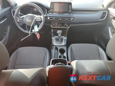 Zdjęcie 8 z 12 samochodu: 2021 KIA SELTOS S VIN:KNDEU2AA0M7215579 - miniatura