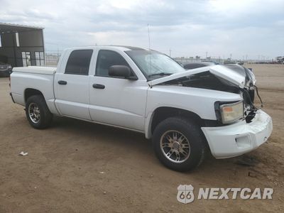 Czwarte zdjęcie samochodu z boku: 2008 DODGE DAKOTA QUAD SLT VIN:1D7HW48N58S529524 - miniatura