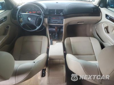 Zdjęcie 8 z 14 samochodu: 2004 BMW 325 IS SULEV VIN:WBAAZ33454KP82412 - miniatura