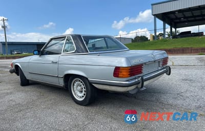 Trzecie zdjęcie samochodu z tyłu: 1985 MERCEDES BENZ 280SL VIN:WDB1070421A024836 - miniatura