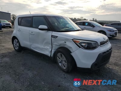 Czwarte zdjęcie samochodu z boku: 2016 KIA SOUL VIN:KNDJN2A2XG7309168 - miniatura