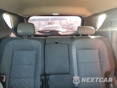 Zdjęcie 10 z 17 samochodu: 2019 CHEVROLET EQUINOX LT VIN:3GNAXKEV1KL321168 - miniatura