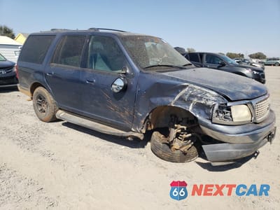 Czwarte zdjęcie samochodu z boku: 2000 FORD EXPEDITION XLT VIN:1FMRU15L6YLB56943 - miniatura