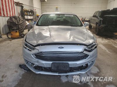 Piąte zdjęcie samochodu w środku: 2017 FORD FUSION SE VIN:3FA6P0HD8HR407840 - miniatura