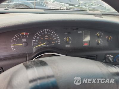 Zdjęcie 9 z 12 samochodu: 1996 PONTIAC BONNEVILLE SE VIN:1G2HX52K1T4220730 - miniatura